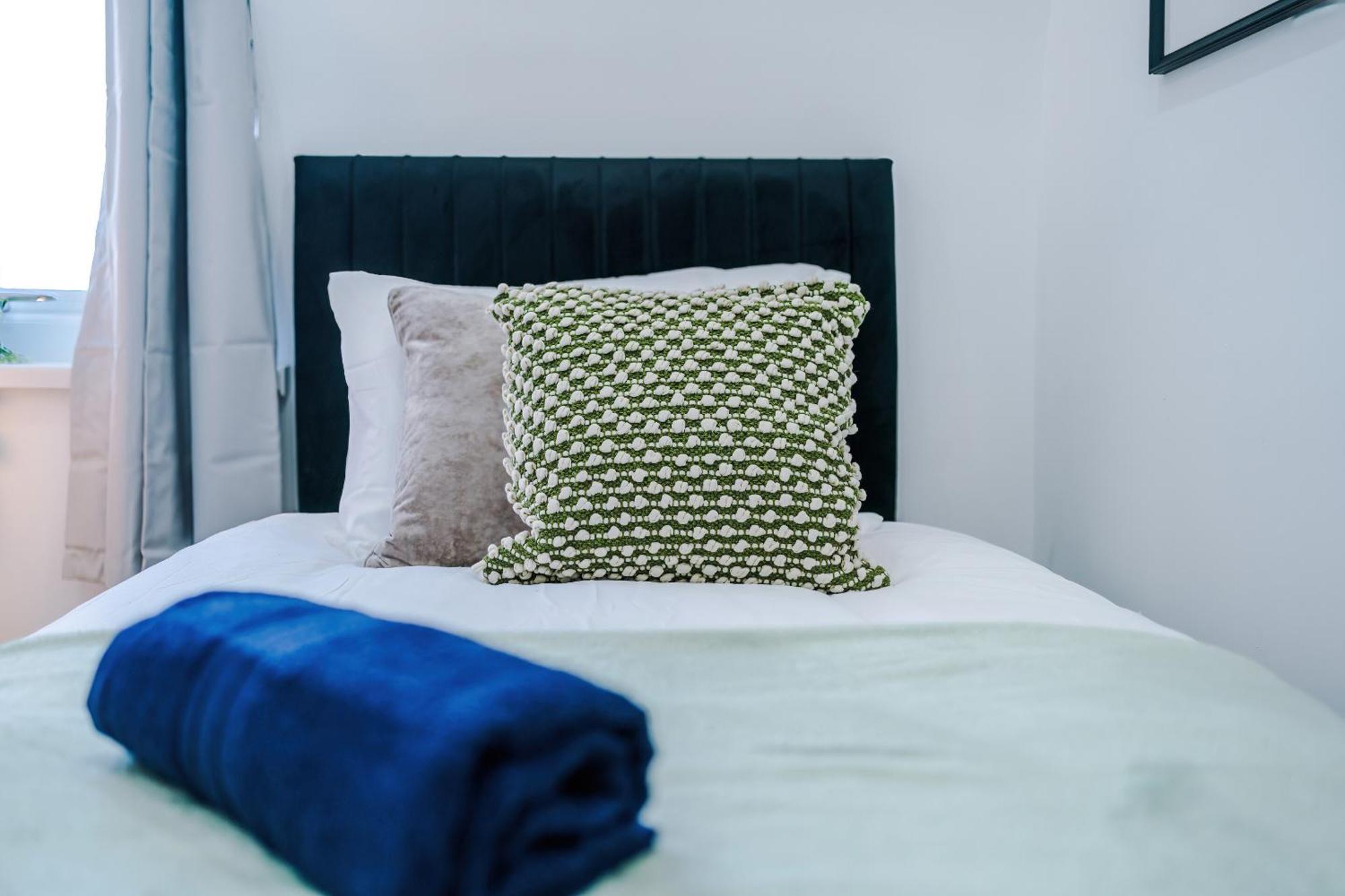 Comfort Style Brand New Selly Oaks Apartment Birmingham Room photo